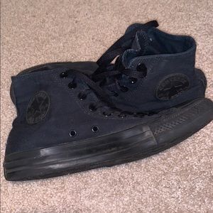 BLACK CONVERSE HIGH TOPS 🌟🌟
